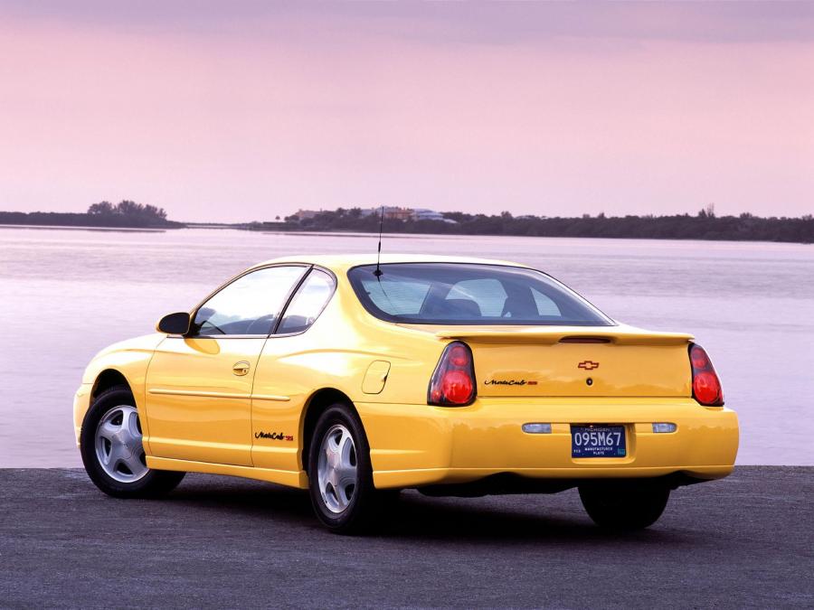  Chevrolet Monte Carlo SS 2000 года  (фото 2 из 35)
